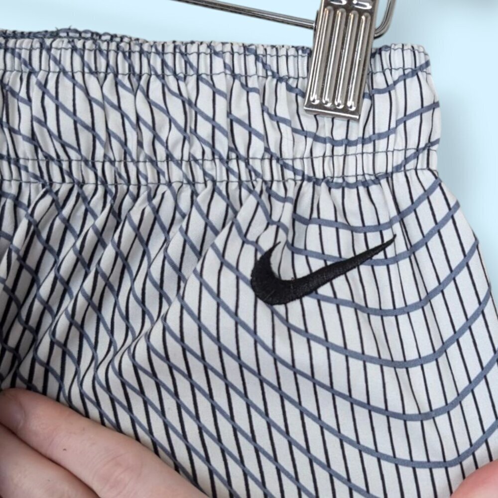 (Nike Pattern Fade Swim Trunks - Picture 4 of 5